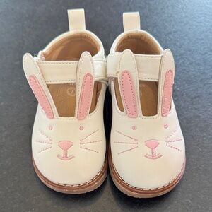 Like New Toddler Bunny Shoes 🐰